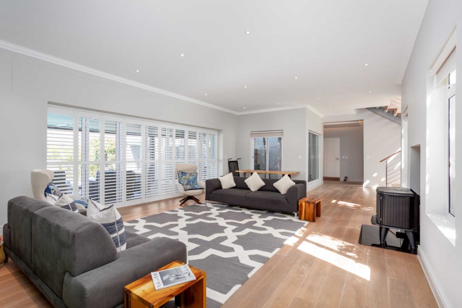 5 Bedroom Property for Sale in Val De Vie Estate Western Cape